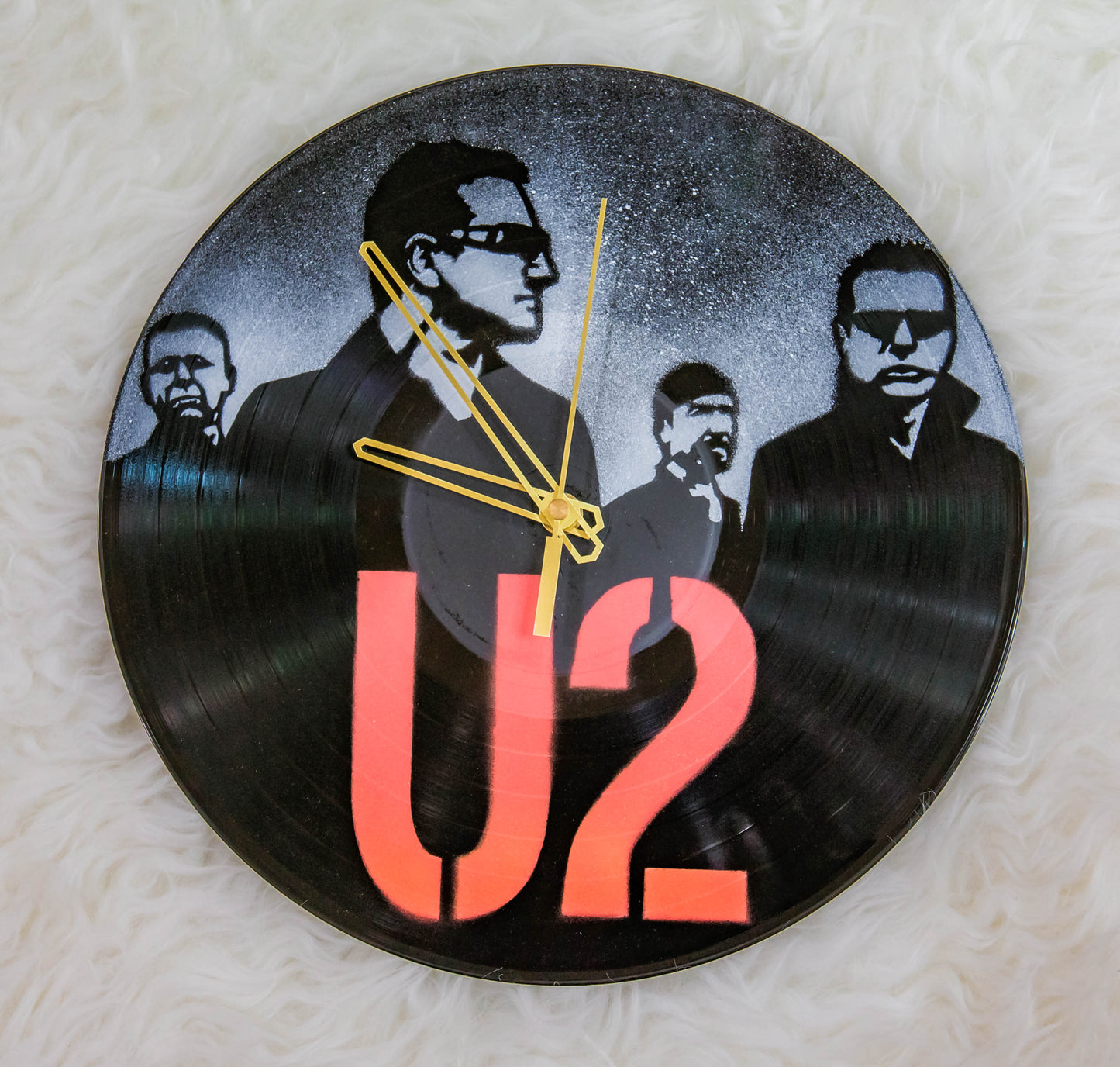 U2